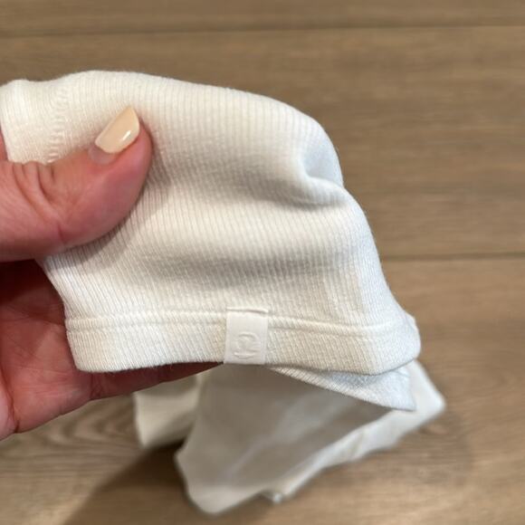 LULULEMON White Ribbed Hold Tight Cropped Soft Lightweight Tank Top Size 12 - Picture 10 of 11